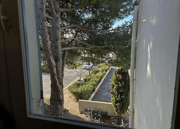Climatise Avec Parking, Vue Port - - Fr-1-250-326 *